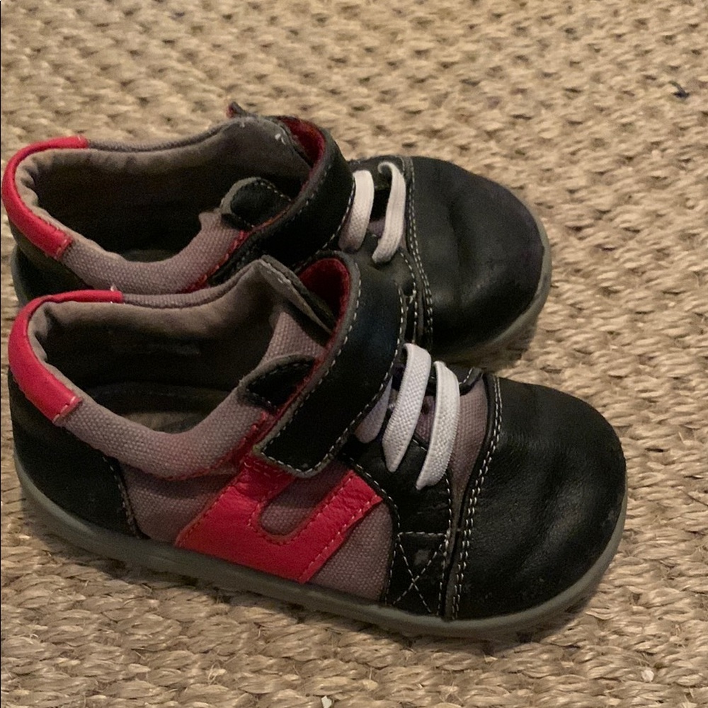 Kids See Kai Run Sneakers with Black and Red Accents c7